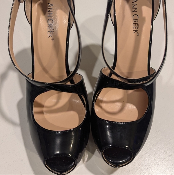 Sky High Ann Creek Strappy Platform Heels - Picture 8 of 12